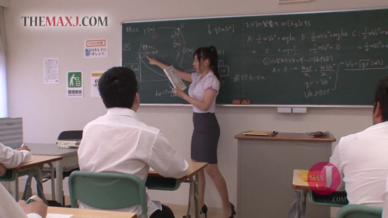 Asian happy ending: 日本語教師は彼女の顔全体にたくさんのザーメンを取得します