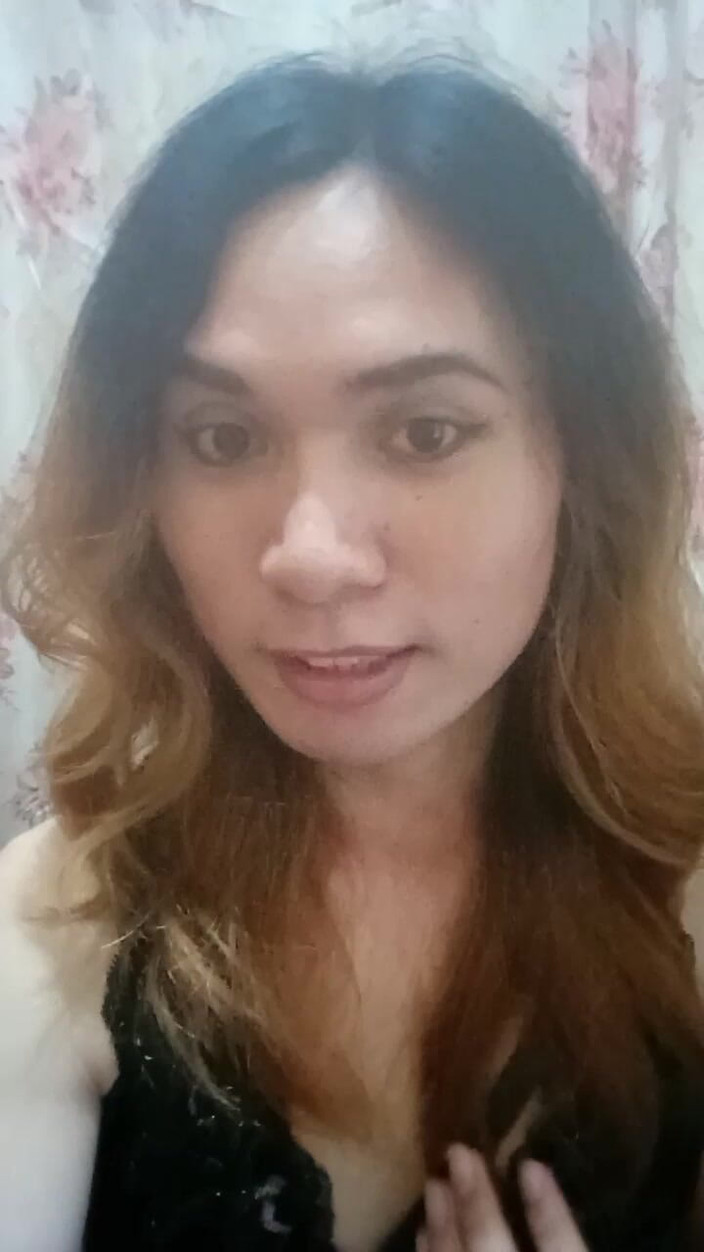 Reynaldo6: Reyna Alconer is een mooie hoer