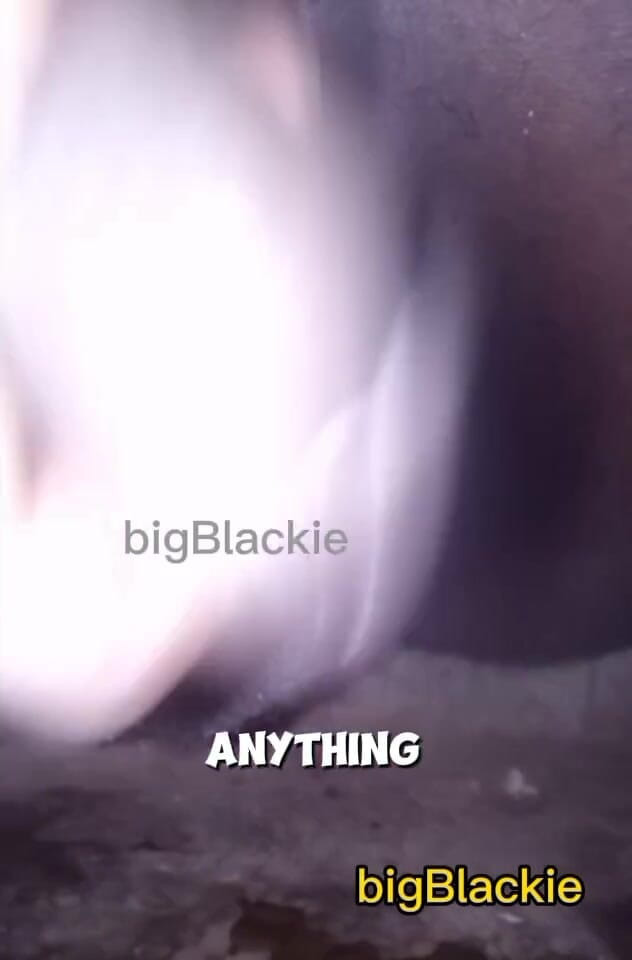 bigBlackie699: Ты белая знаешь свое место