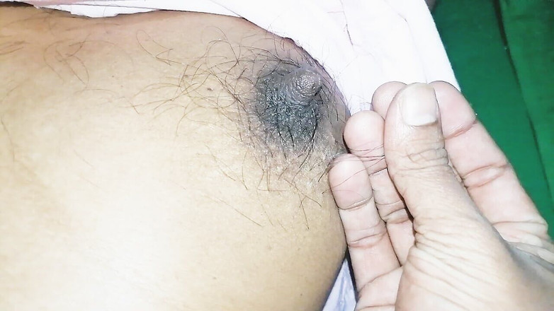 Sweety In Bed: Asyalı kız ıslak amcık yakın çekim omg desi en iyi arkadaşım yatağı...