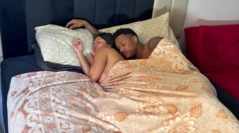 Bruna Paz: My Stepbrother Fucked Me Good in the Hair