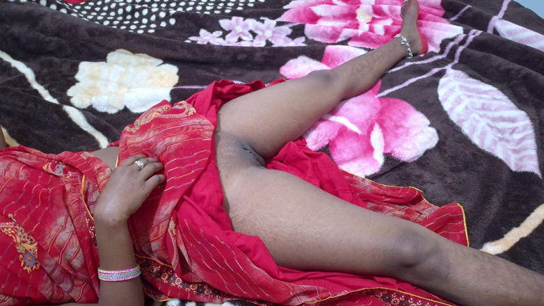 ExcitedWomen: Une bhabhi desi indienne baise avec un homme desi excité