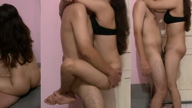 Hamster_Ball: 18 Year Old Teen Fucks with Security Guard