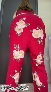Red-hot Pants Peido Blasts