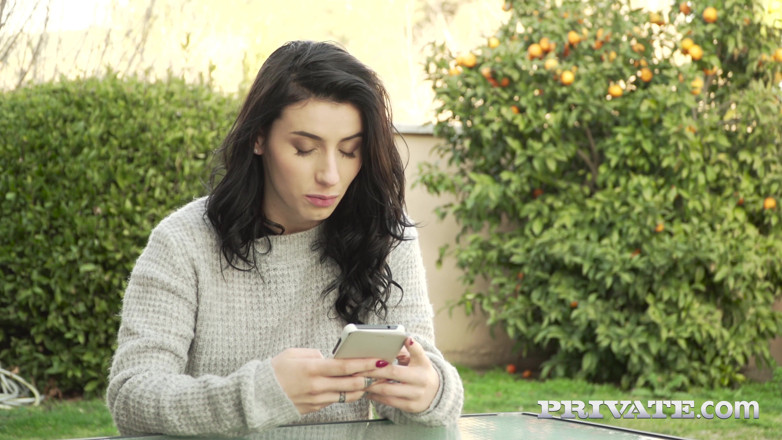 Private.com: Sasha Colibri začíná sexy anální scénou