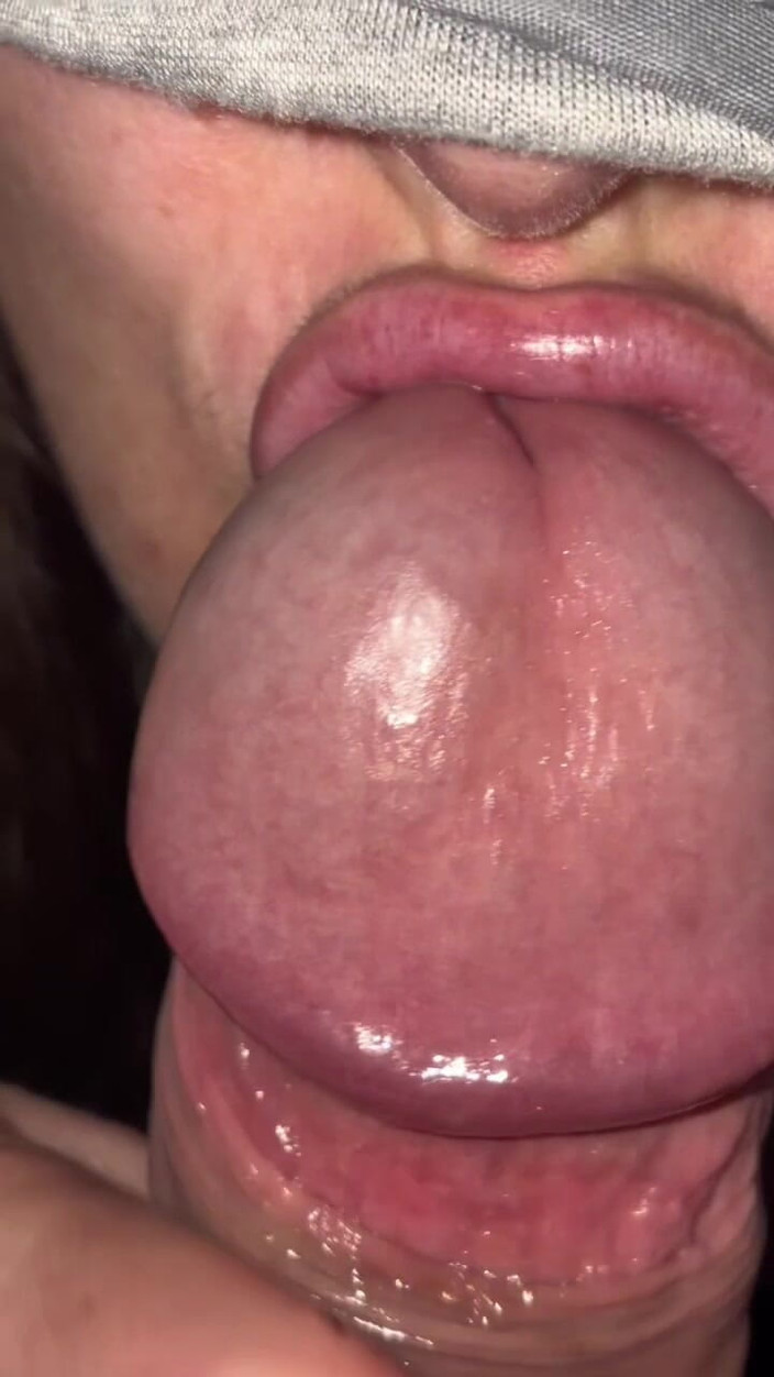 Leo15398: Milch schlucken am ende