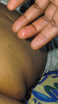 Știe exact cum să mă facă să zâmbesc, să mă înșel și să uit de tot ce mă înconjură