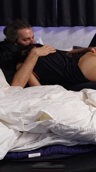 Baebi y Flame Hel - sexo de pareja auténtica - posición tras posición hasta que han terminado