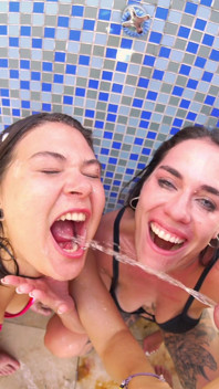 Trio Tropicale Bagnato Con Kinky Mary
