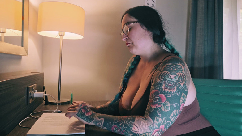 Elizabeth Hunny: Patronumun yaramaz ofis orta yaşlı seksi kadın rolü hakkında fantezi...