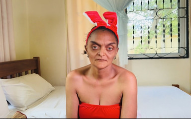 BongoXXX: Aku ngentot pantat nenekku yang lagi sange berat!