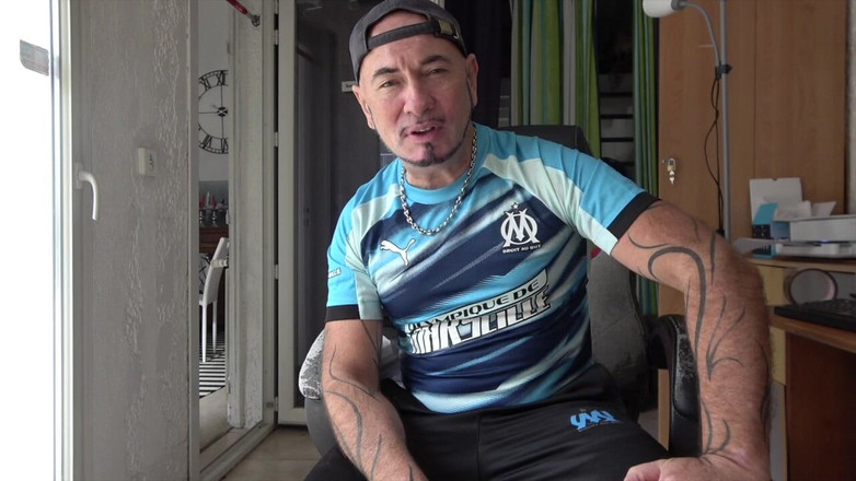 BAREBACK COMMUNITY: Scopata cruda con lo sperma