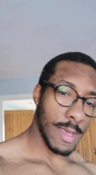 Amadeus: Spodní prádlo dává cestu vítěze, pokud vaše uživatelské jméno skončí...