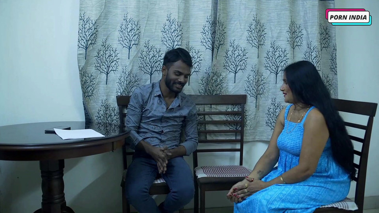 Porn India Studio: Дезі гаряча мамка отримує жорсткий трах