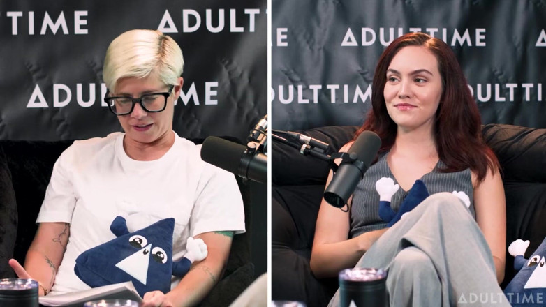 Adult Time Podcast: Freya Parker veut une MILF tatouée sur le front ! Préféreriez-vous,...