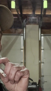 Ayah Tiri Berkongsi Asap