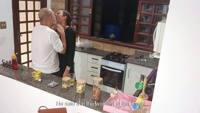 Victor SweetCoupleStories: Anální sex s nevěrnou manželkou v barové spíži