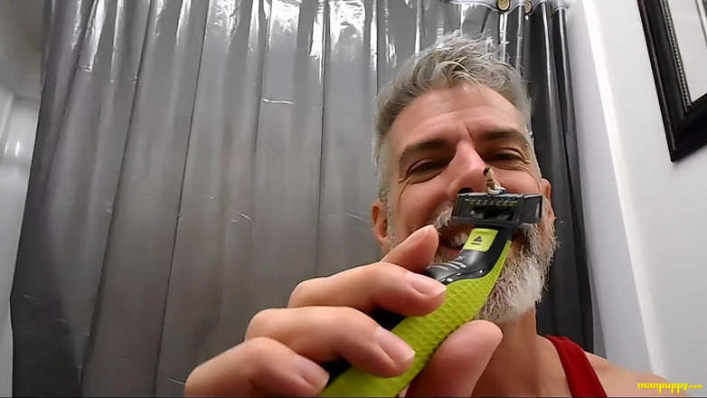 Man Puppy: Je t’apprends à te raser - papa géant 8