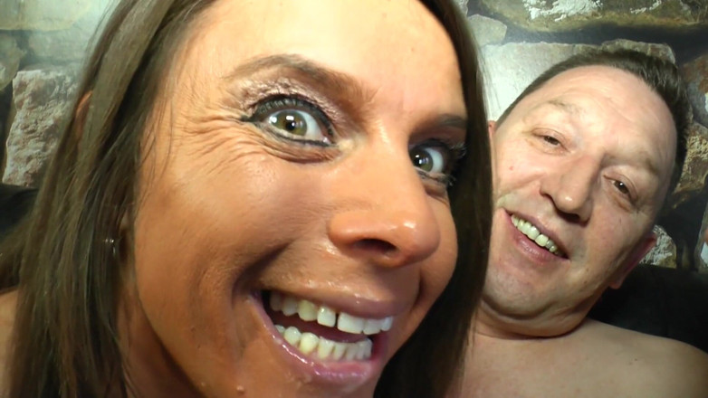King Of Amateur: Susi milf a její přátelé