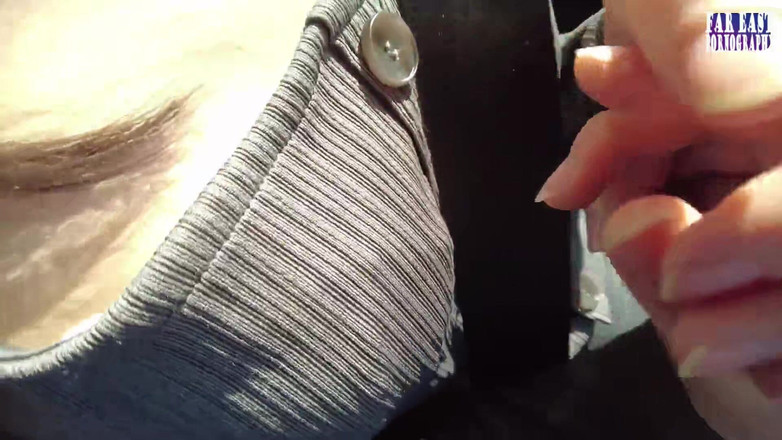 Far East pornography: Procházka holými nikami Kde přeplněné oči zažehnou žhavý a těsný vrchol...