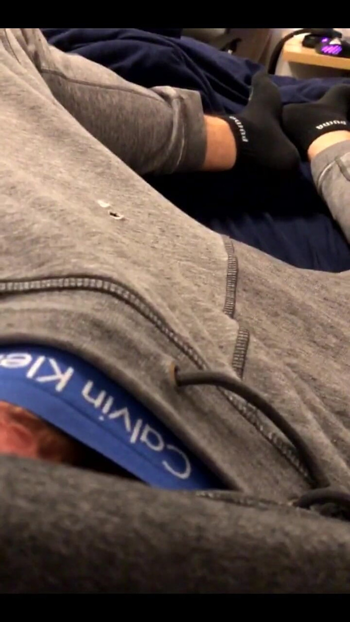 Hotlover1995x: Německý velký penis chce dýchat