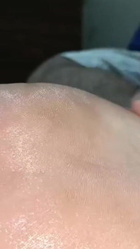 Aceitado solo suave pie fetiche provoca