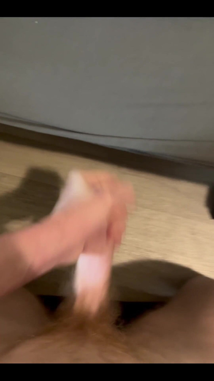 Johnny69227: Çılgın büyük boşalma!