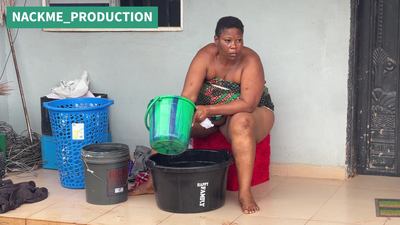 NACKME_PRODUCTION: Африканська мама мультитаксує в неділю вранці