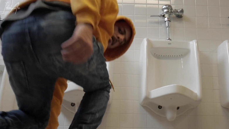 Inkdass: - Арабський кувейтський ексгібіціоніст крейсерська гола на публіці