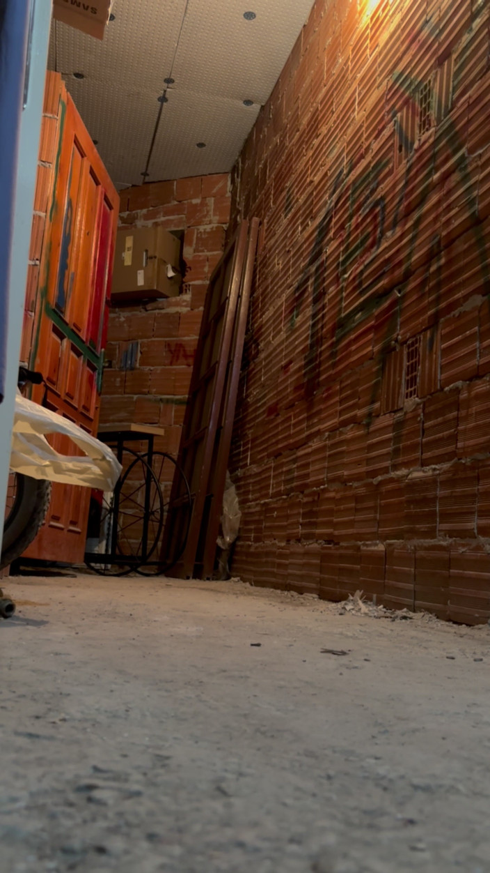 cd_aysemmm: Mokra i bezwłosa cipka mojej macochy