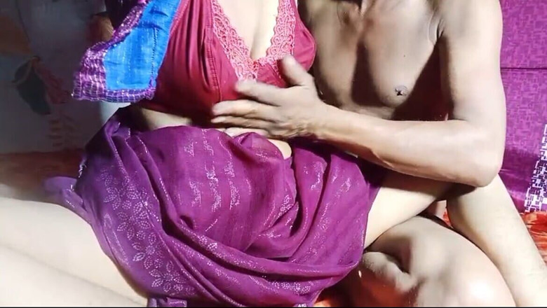 Bk Vlogs: desi bhaabhi ki raat men pati dvara chudaee