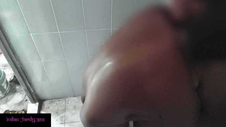 Indian IFS: Telugu Wife and Husband Romance and Talk While Taking Bath