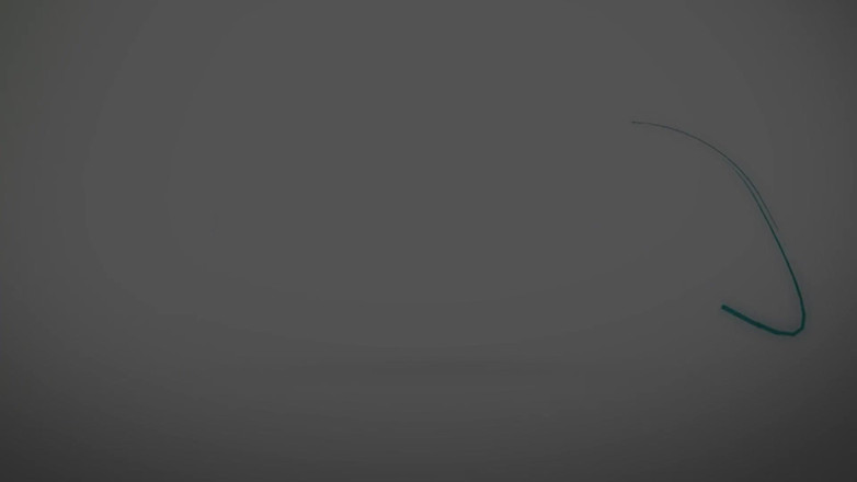 Best Nylon Feet Videos: Schönes schätzchen violet wackelt mit ihren zehen und massiert ihre...