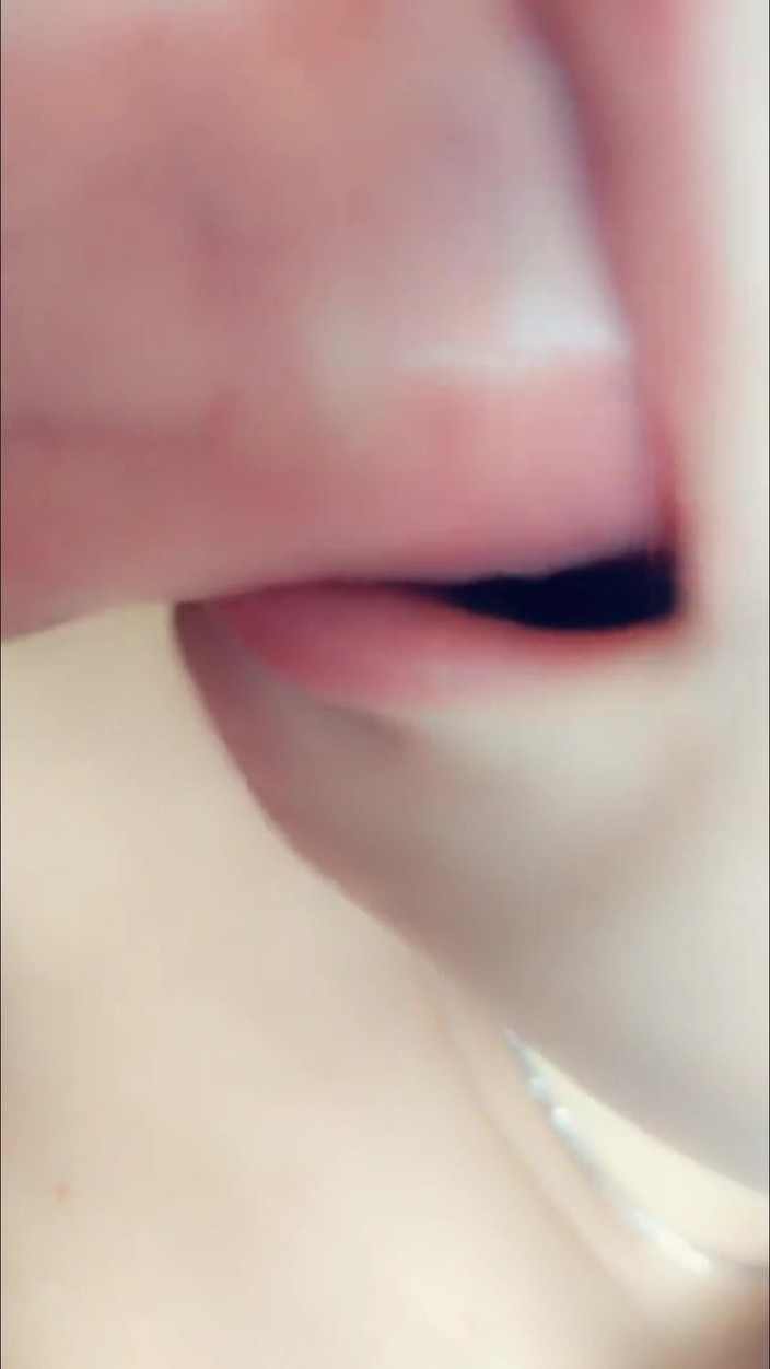 CrazyPhCouple: 从年轻美女开始的快
