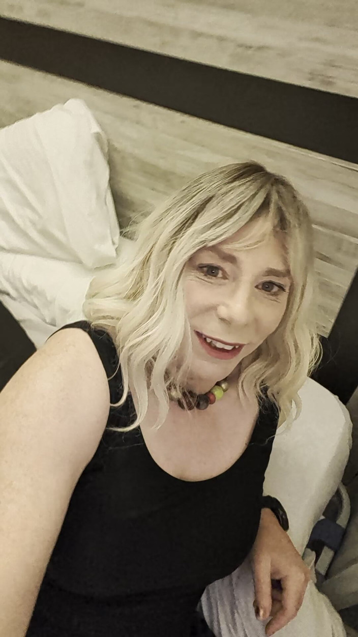 NikkiGee: Bugil saat liburan