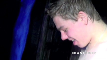 Crunch Boy: Geamăn francez futându-se în saună