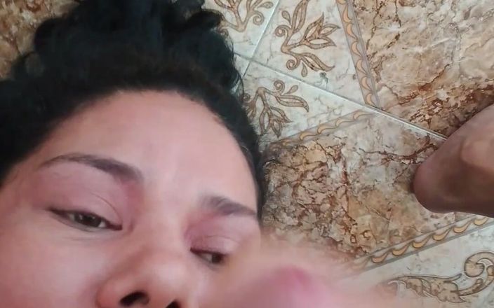 Valkyrieandluigy: Garganta profunda, chupando pau maduro