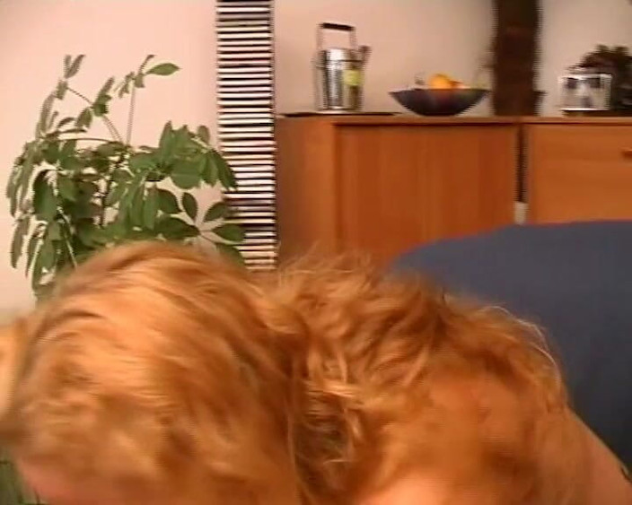 BB Video - Vintage Story: Niemiecka milf amatorskie solo kobieta duże naturalne cycki blondynki przejebane # 2