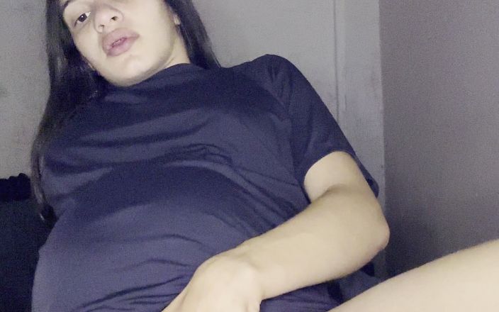 Alice Lima: Máy rung xả trong âm hộ, sau đó đi trên dương vật giả