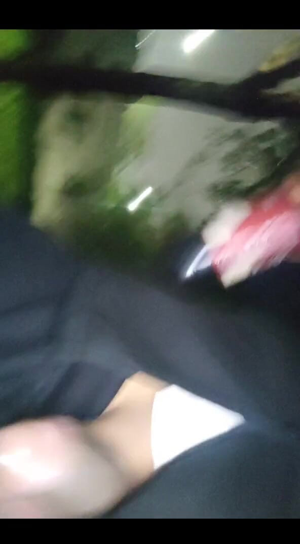 AlexAlejandro13: 나는 시오후키하고 싶어, 외로운 공원에서 걸을 때 큰 자지