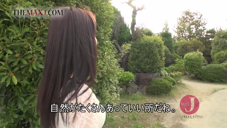 Asian happy ending: Sexig asiatisk brud suger en kuk i POV -action