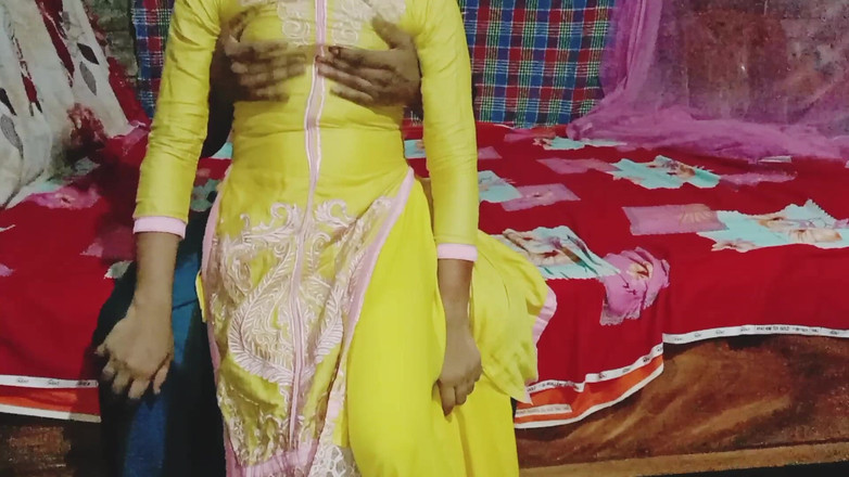 Deshi women: Bangladeszu napalony student Tasneem fucked przez BF
