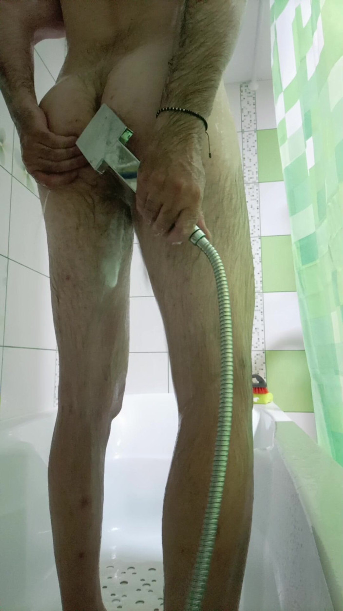 Largedick: Estad atentos hasta el final.