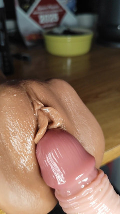 Robertxx: Lực đẩy mãnh liệt cực kỳ thực tế 21cm dương vật giả...