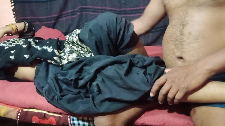 Yourindiancuople84: Indisch heet meisje Chudai Indische porno