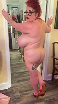 Mature Whore with Macromastia Tits