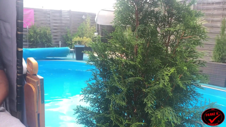Der Pornobeamte: Holly, Leżak Plażowy!