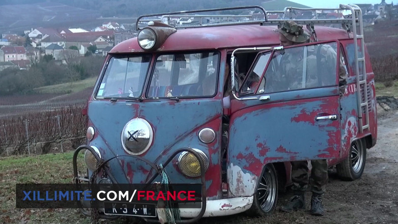 Made In France: Trojka s Lunou Rival a 2 lovci