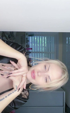 Goddess Misha Goldy: Můj rodný jazyk