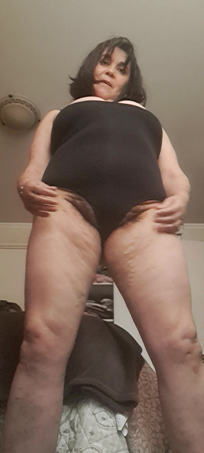 Mommy big hairy pussy: Pergerakan Seksual
